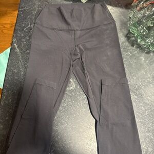 Lululemon workout leggings black